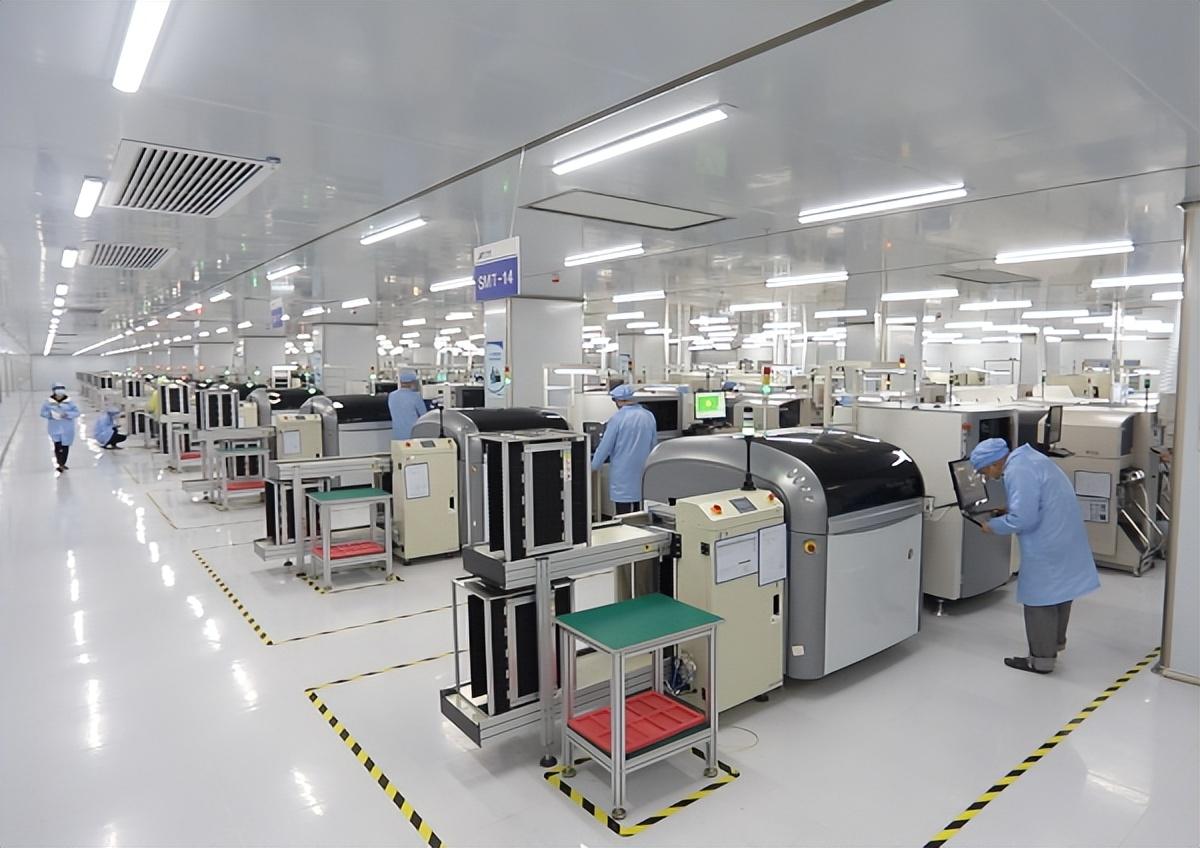 SMT生產(chǎn)線核心設(shè)備選型要求